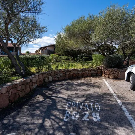 Esclusiva Punta Volpe, Con Accesso Sul Mare Rzym