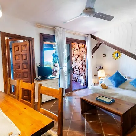 Villa Esclusiva Punta Volpe, Con Accesso Sul Mare