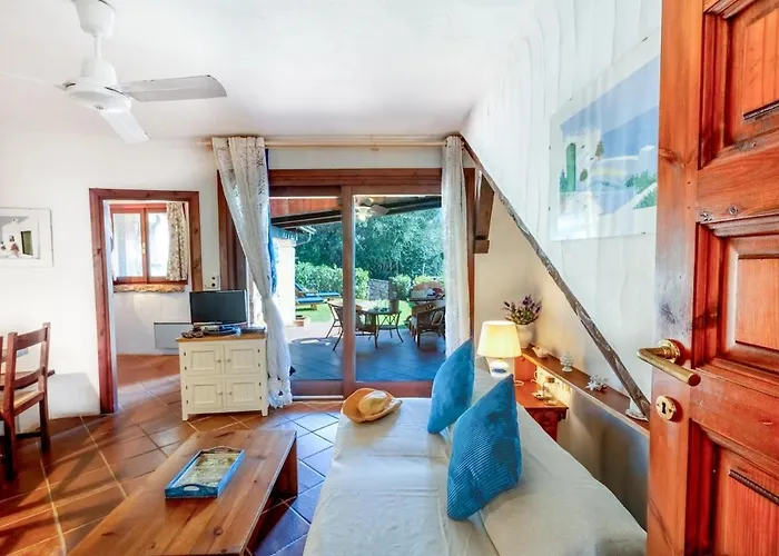 Esclusiva Punta Volpe, Con Accesso Sul Mare 罗通多港