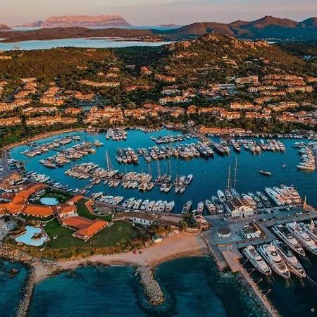 Esclusiva Punta Volpe, Con Accesso Sul Mare * Porto Rotondo